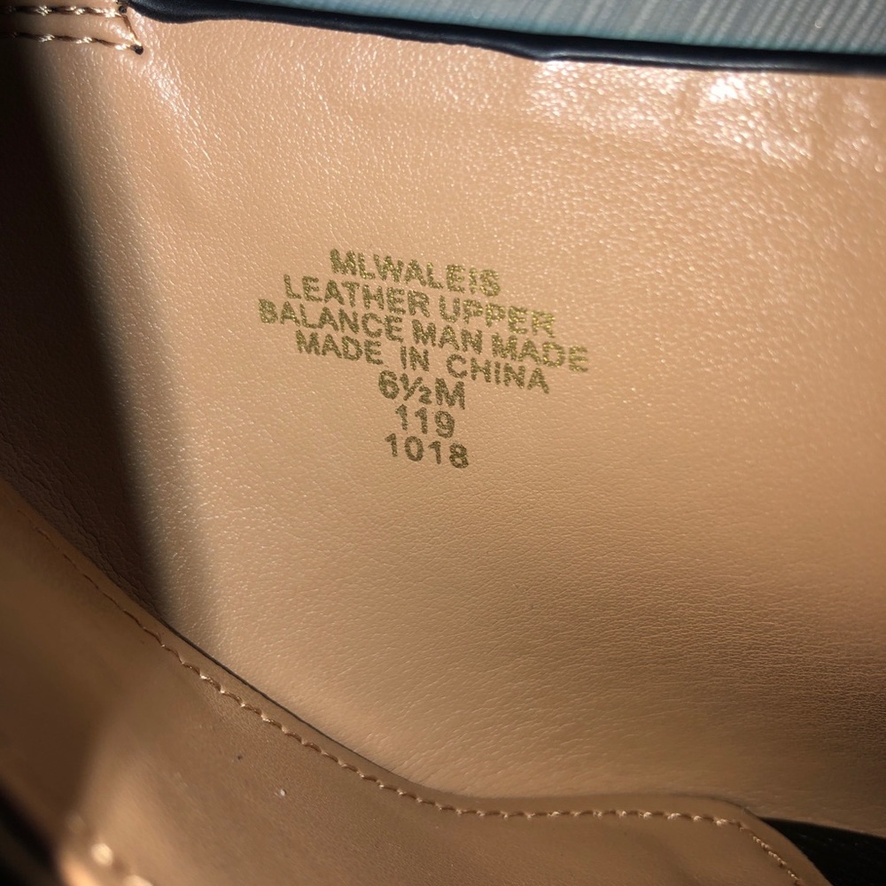 New MARC FISHER SZ 6 1/2 Heels - Picture 5 of 7